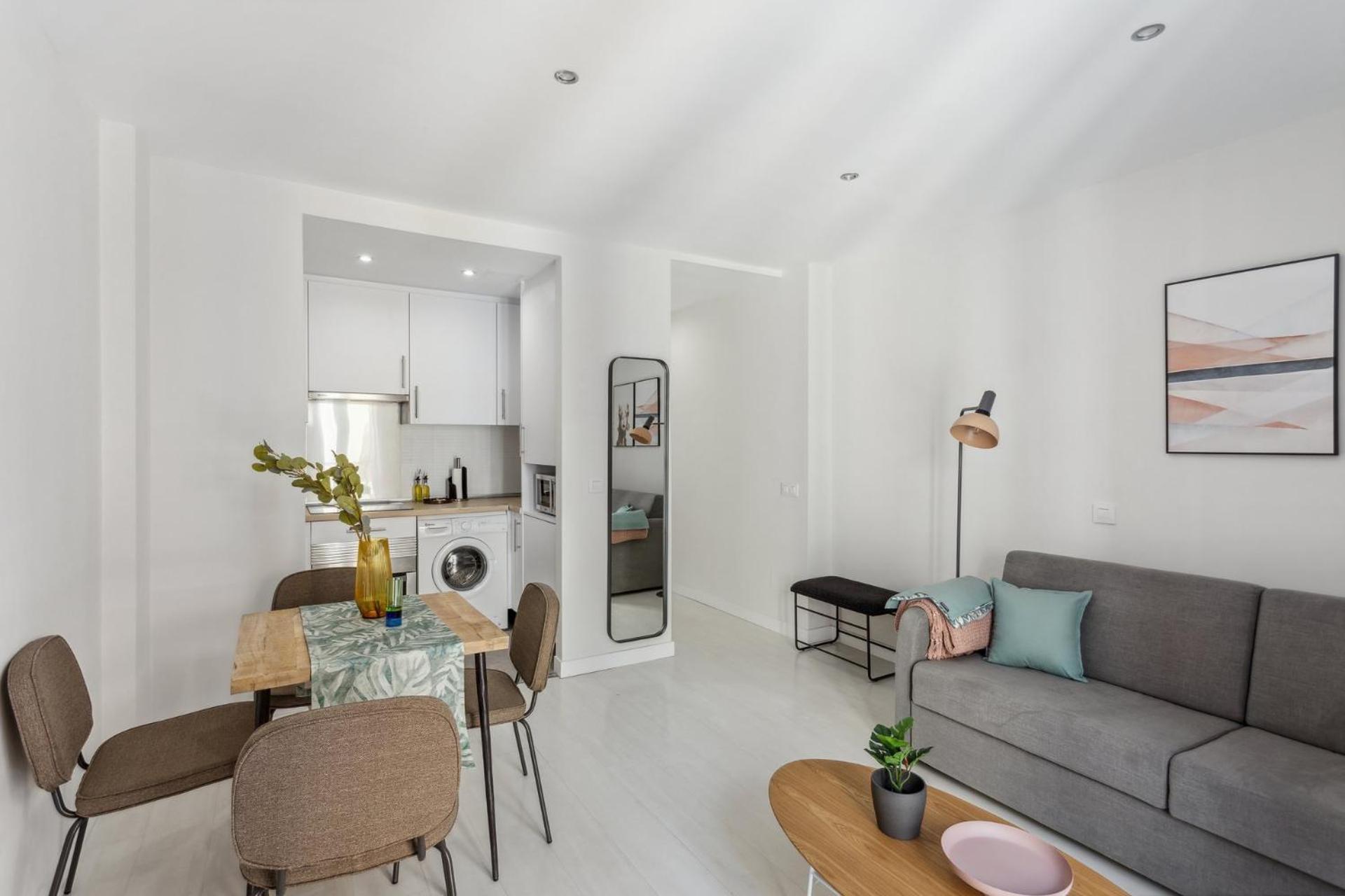 Limehome Madrid Calle De La Paloma Exteriér fotografie