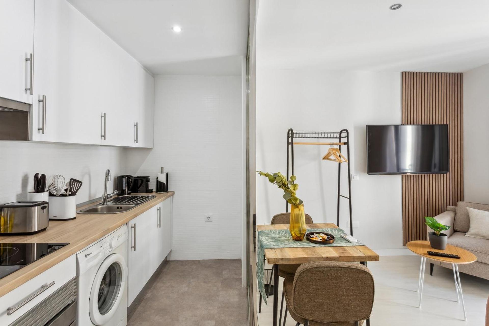 Limehome Madrid Calle De La Paloma Exteriér fotografie